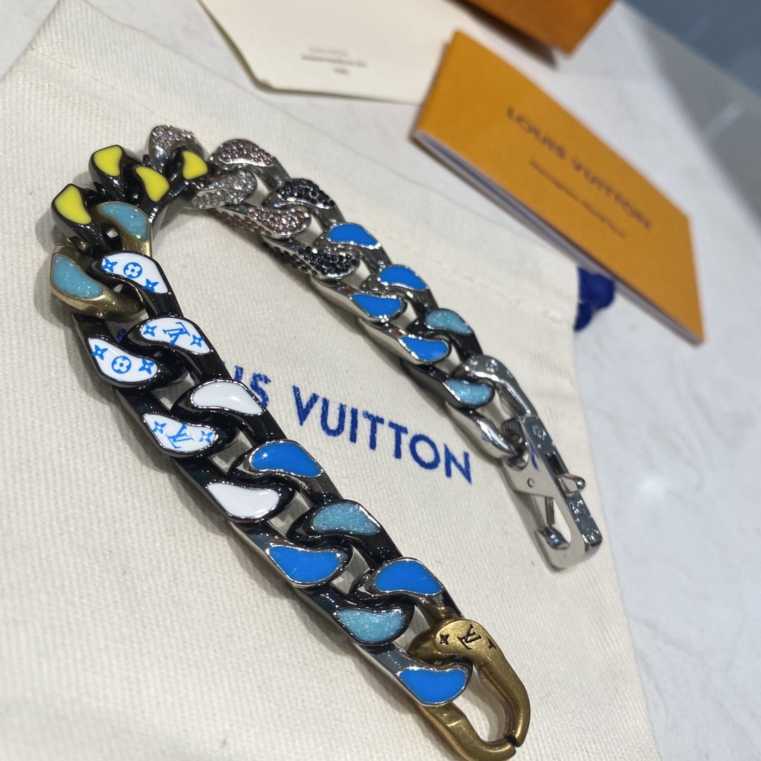 L0vis Vvtt0n Bracelet