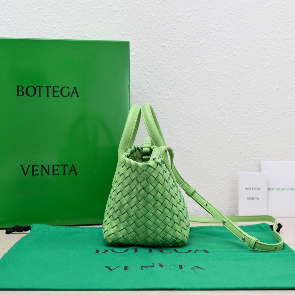 B0tt*ga Ven*ta Mini Cabat Green , For Women, Women’s Bags 7.9in/20cm
