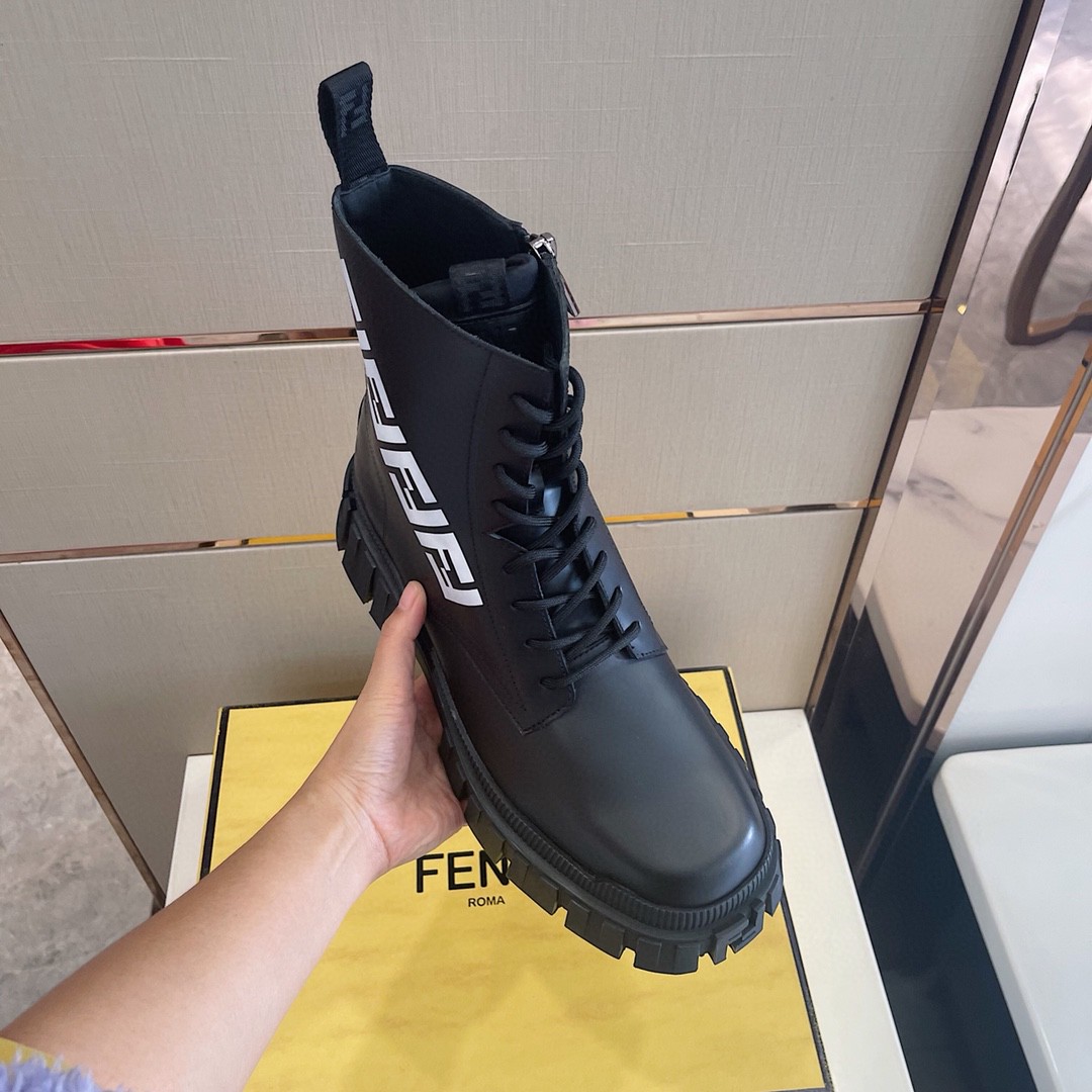 F**di Force High Tops Boots Black For Men 7U1447AD74