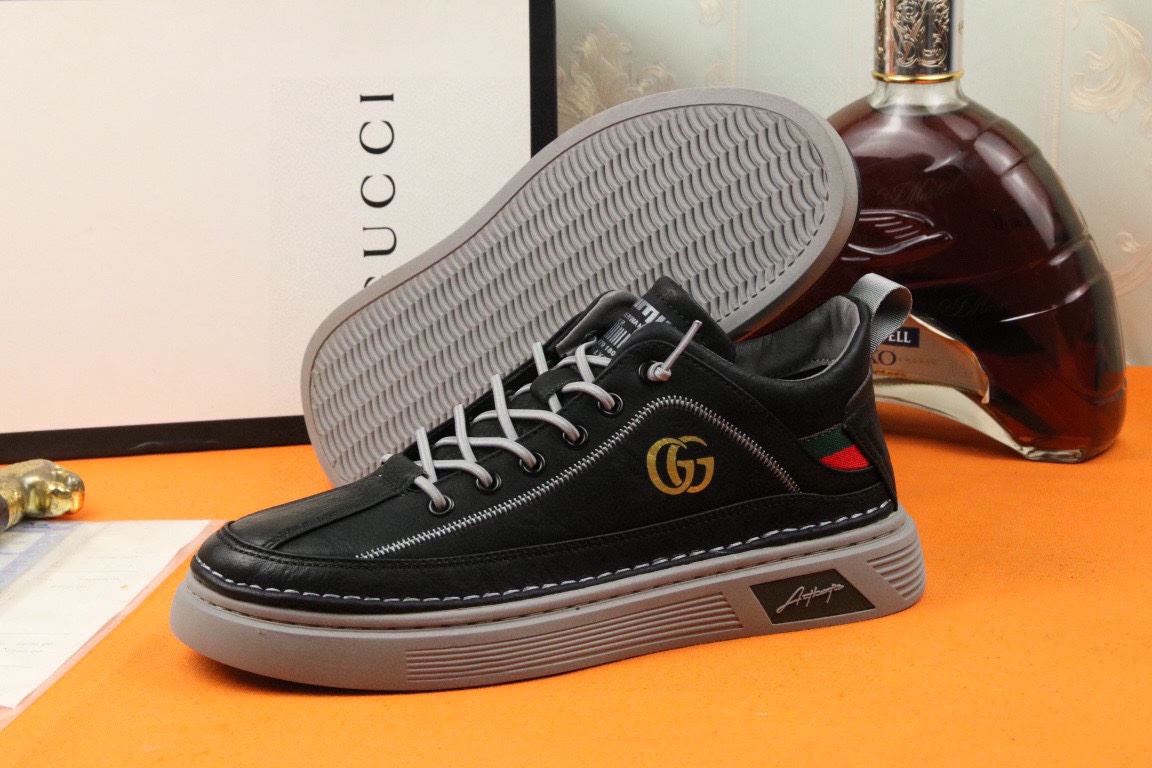 Gvc*1 Men’s Sneakers With Logo GG Gold Web Black For Men