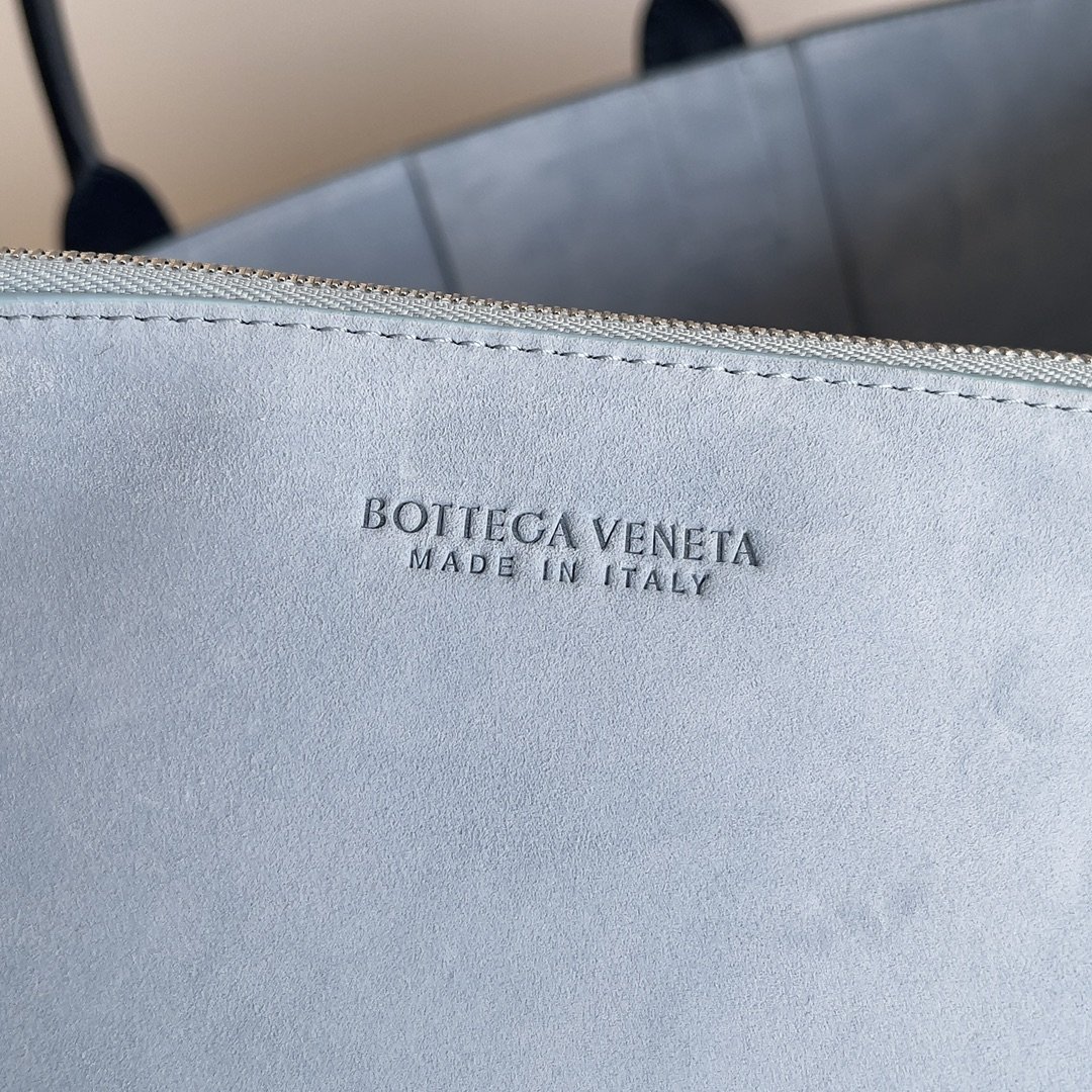 B0tt*ga Ven*ta Large Arco Tote Bag Grey , For Women, Women’s Bags 18.1in/46cm