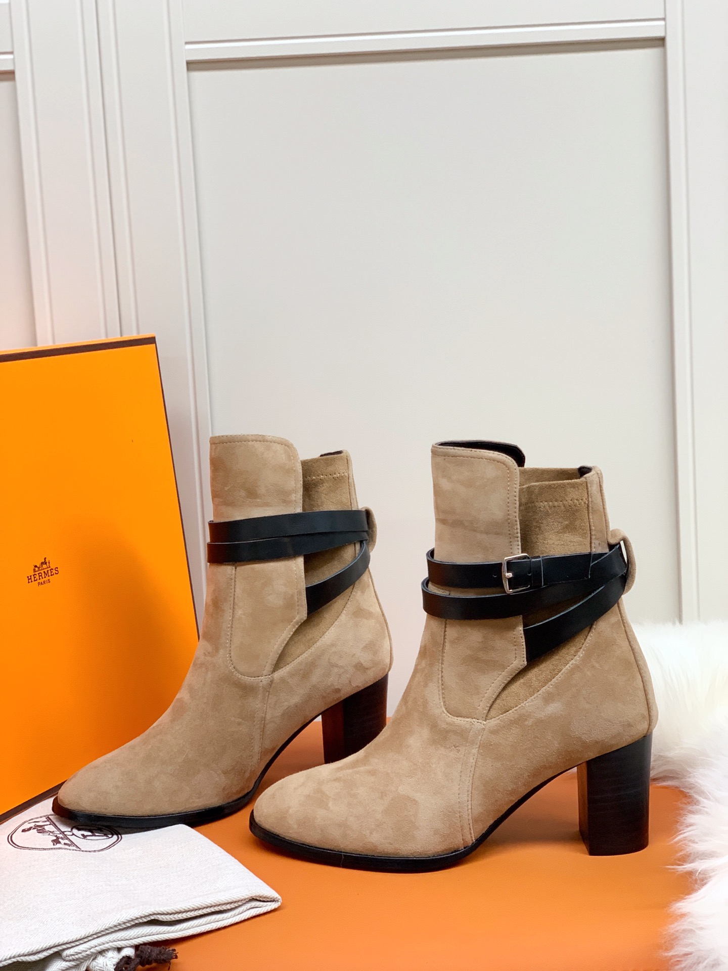 H**me5 Frenchie 70 Ankle Boots Beige For Women 2.8in/7cm.