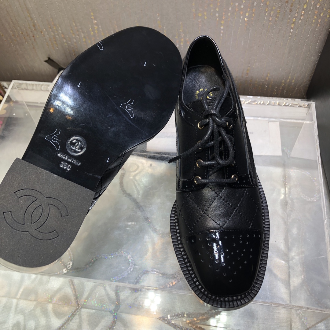 Ch**el Women’s Laced Shoes Black For Women