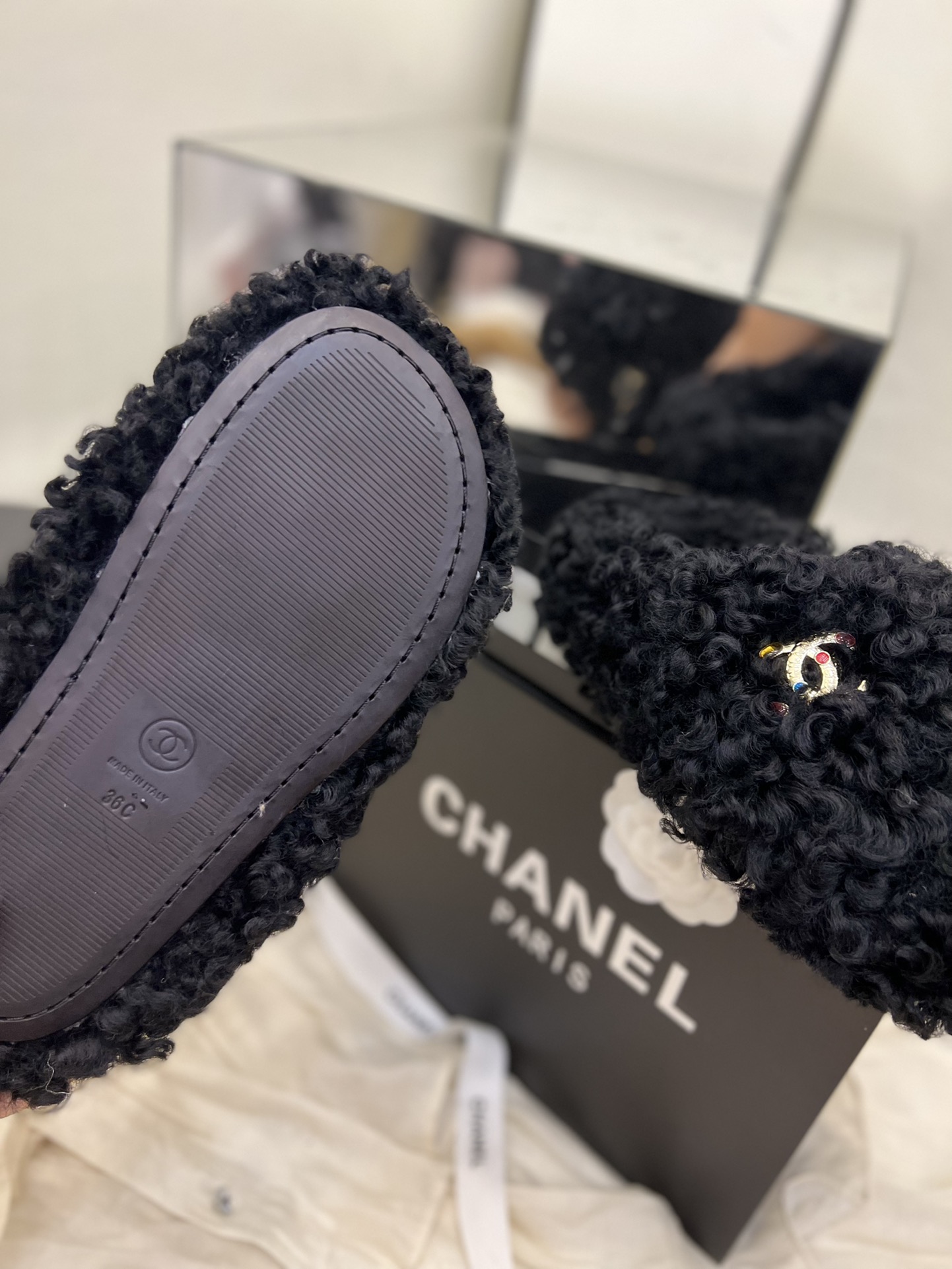 Ch**el Women’s Mules Black For Women