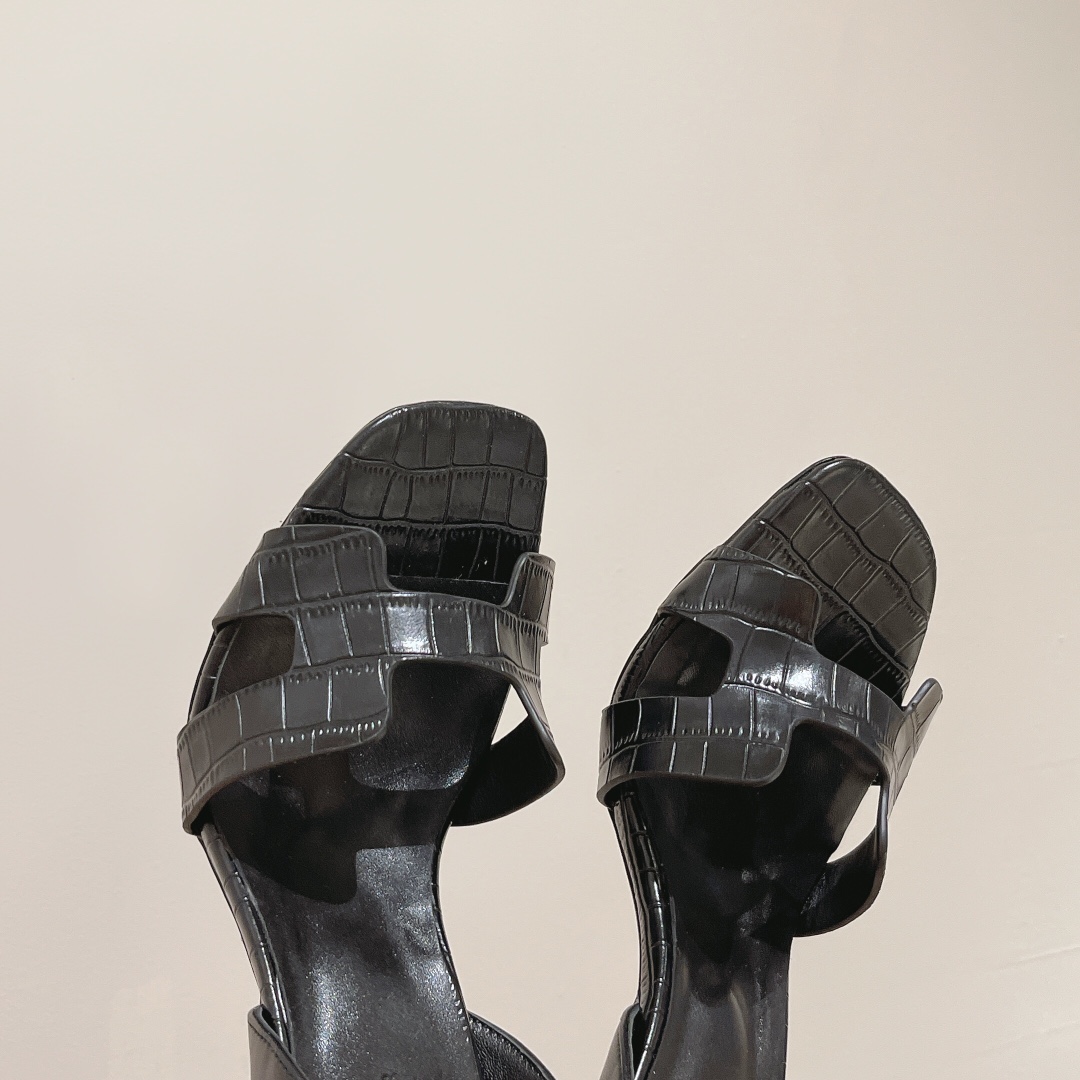 H**me5 Ella Sandal Noir For Women 4.1in/10.5cm H221241Z 02360