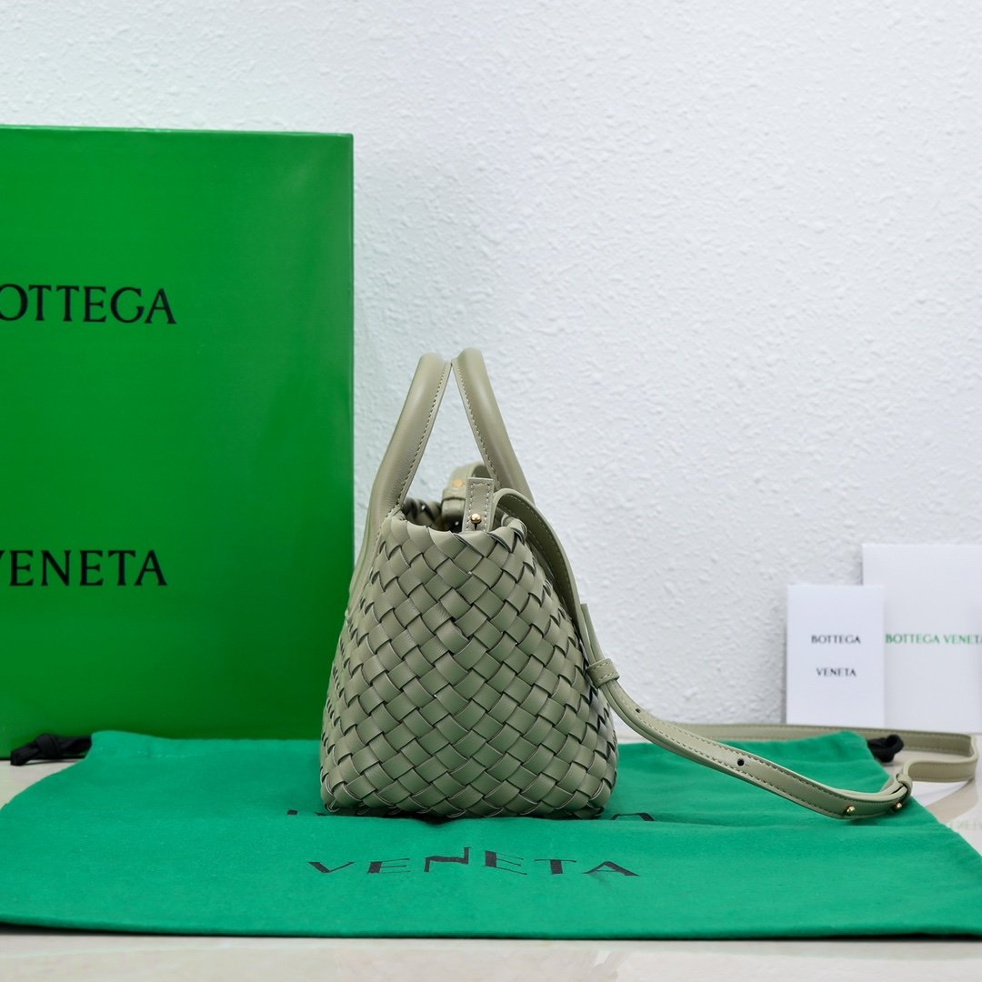B0tt*ga Ven*ta Mini Cabat Green, For Women, Women’s Bags 7.9in/20cm