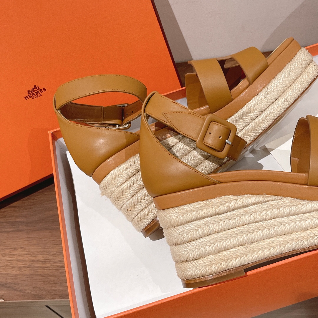 H**me5 Doll 40 Espadrilles Brown For Women 1.6in/4cm