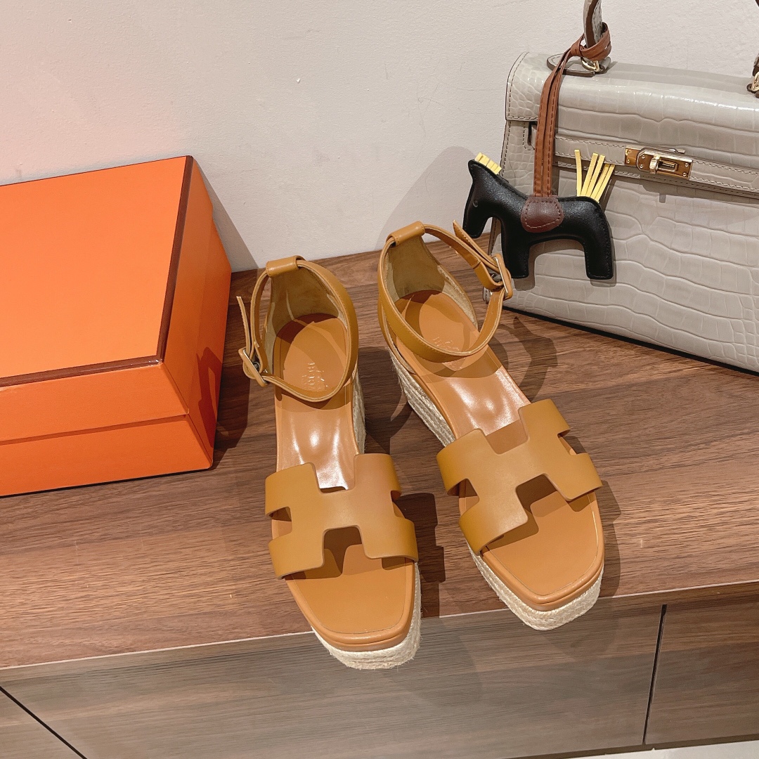 H**me5 Doll 40 Espadrilles Brown For Women 1.6in/4cm