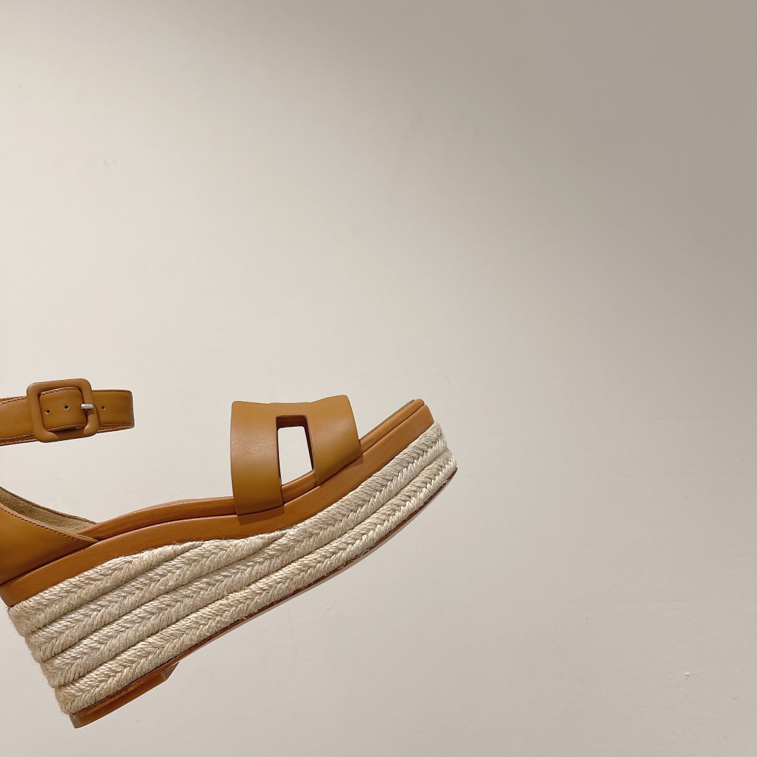 H**me5 Doll 40 Espadrilles Brown For Women 1.6in/4cm