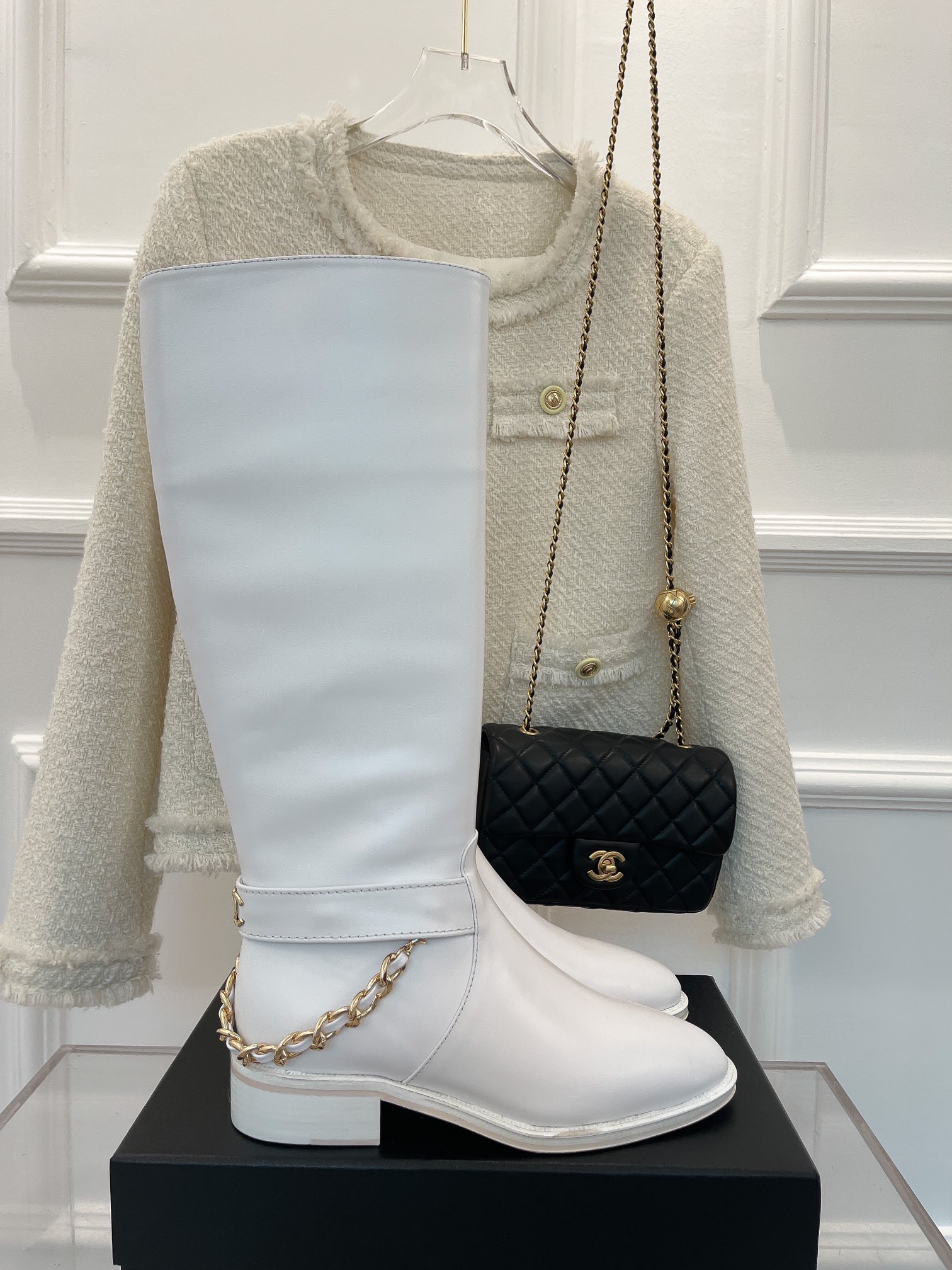Ch**el Women’s Ankle Boots With Chain White For Women 1.5in/4cm