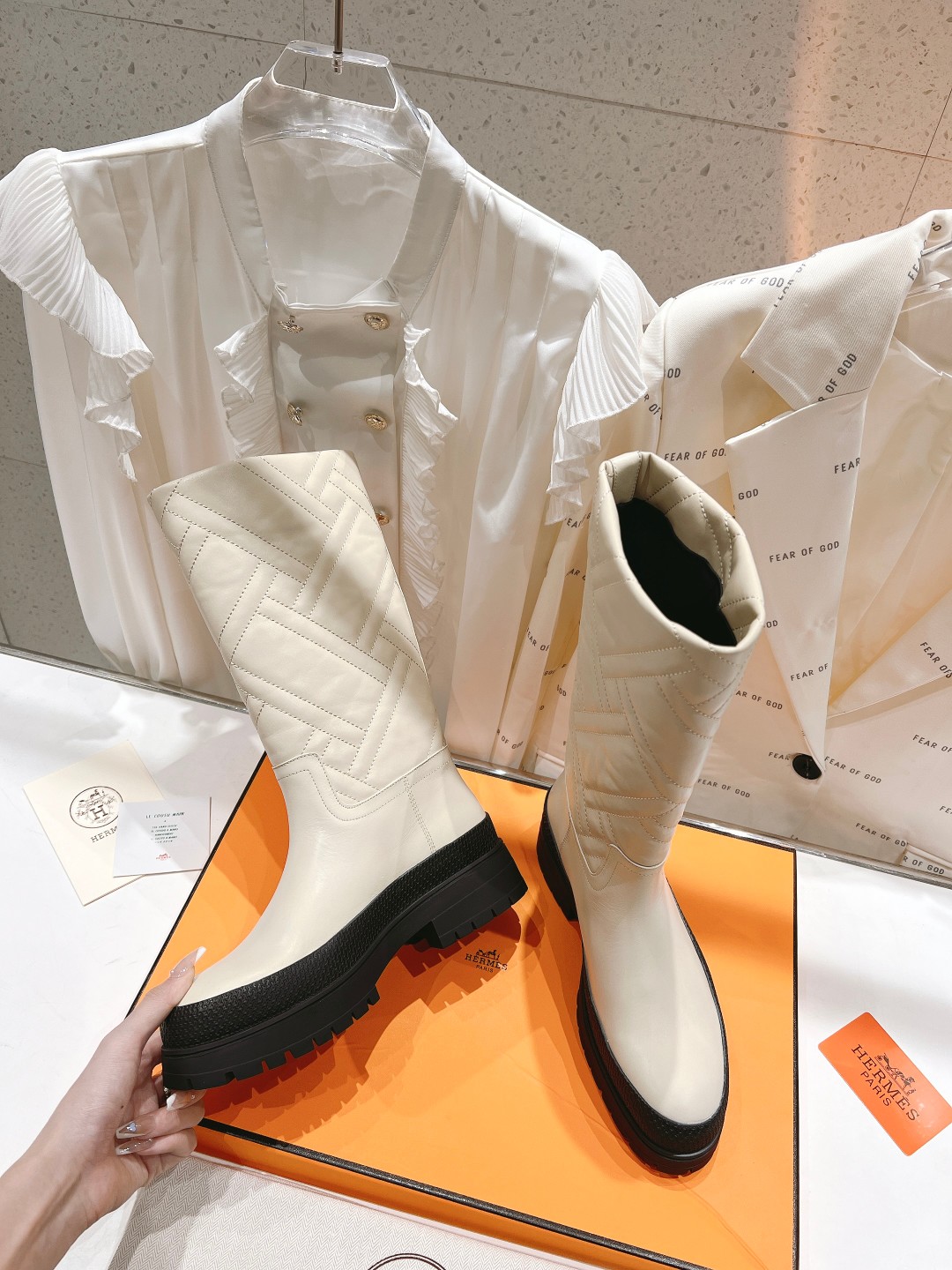 H**me5 Fuji Boots White For Women H222048Z F8360