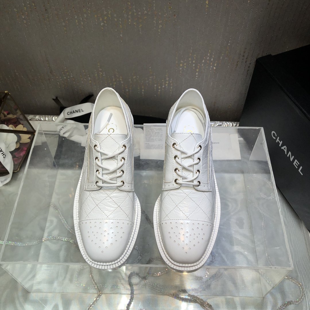 Ch**el Women’s Laced Shoes White For Women