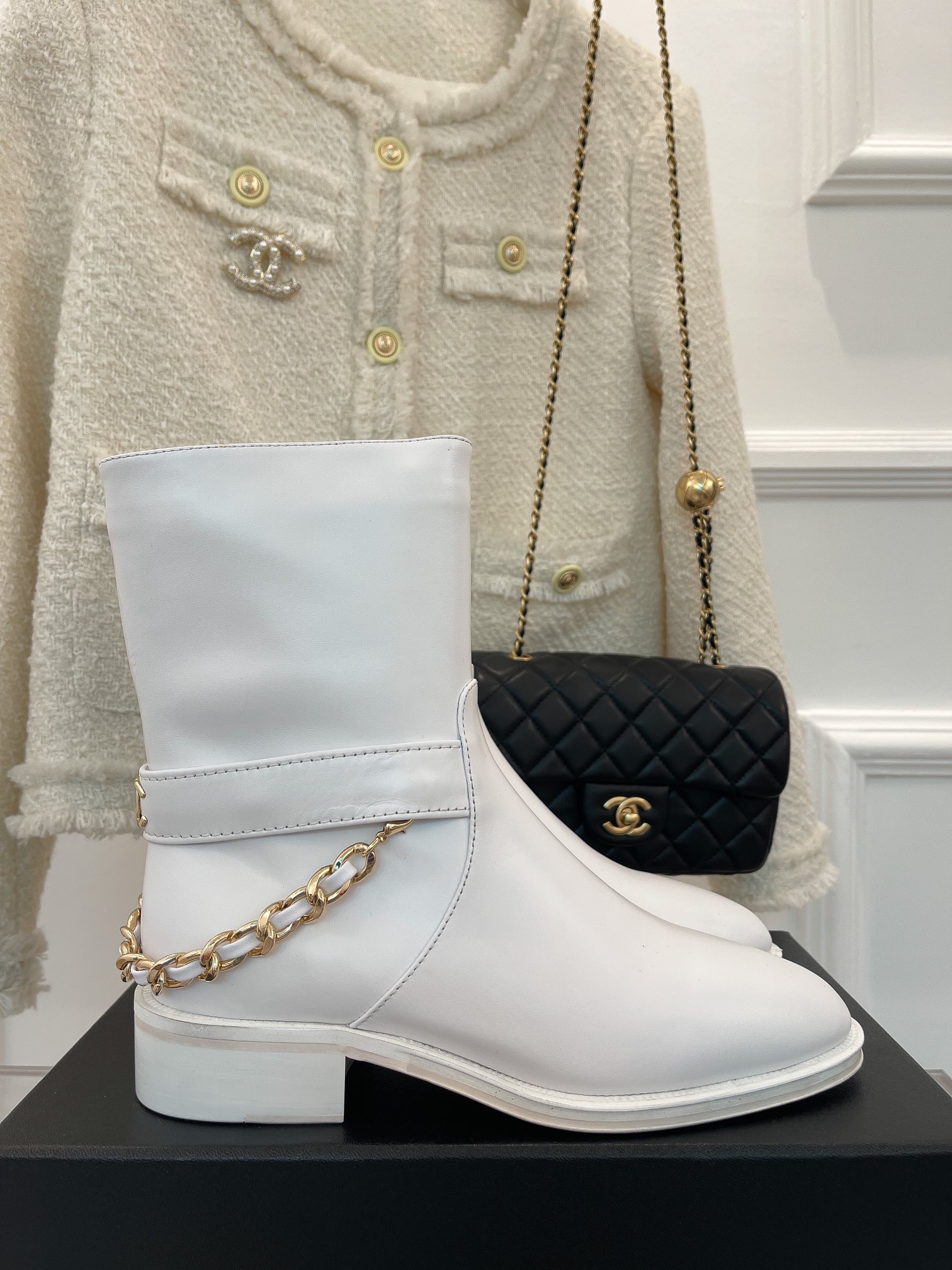 Ch**el Women’s Ankle Boots With Chain White For Women 1.5in/4cm