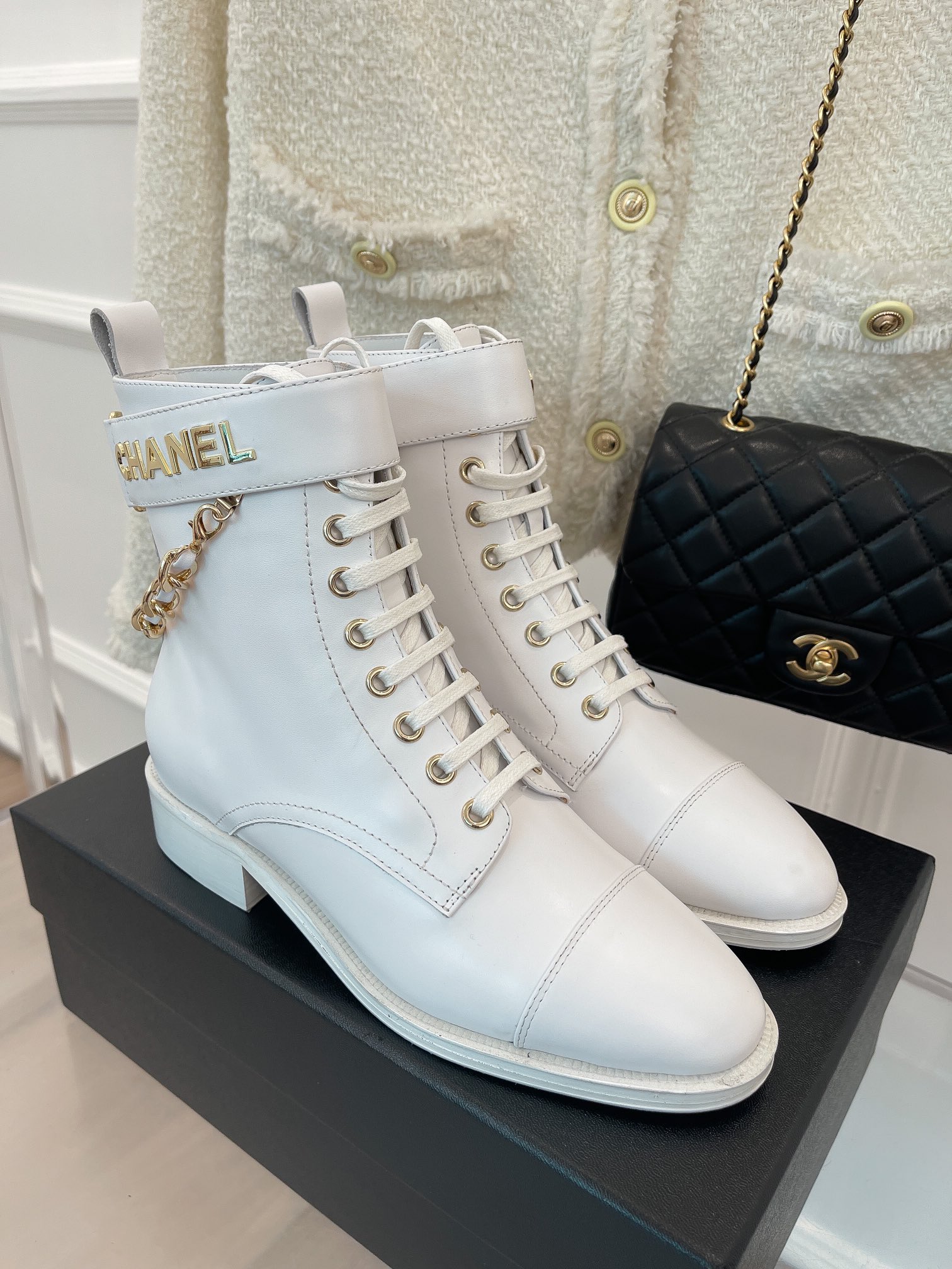 Ch**el Women’s Lace-Up With Chain White For Women 1.5in/4cm