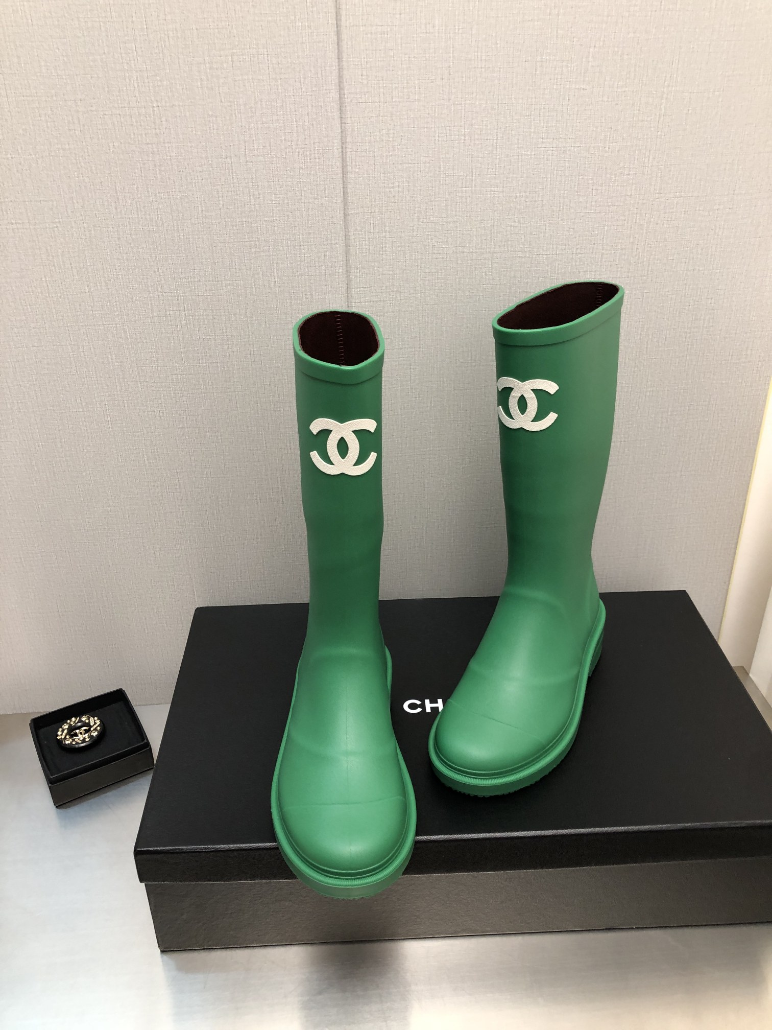 Ch**el Women’s Hight Boots Green For Women