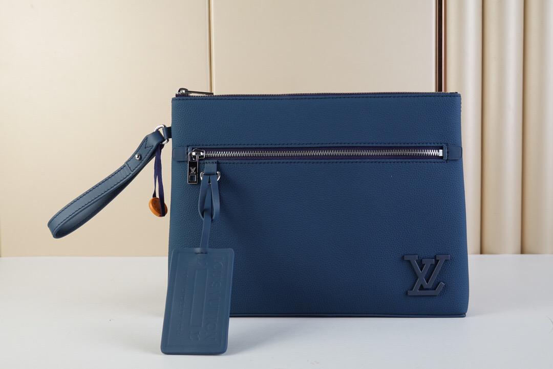 L0vis Vvtt0n Pochette Ipad Blue Aerogram For Men, Men’s Wallet 30cm LV M81029